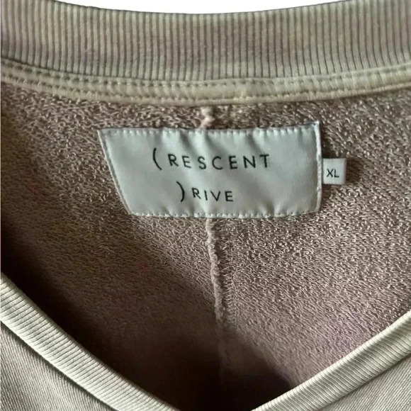 Crescent Drive plush French loop terry sweatshirt. Size xl. Soft . nwot. - Picture 3 of 9